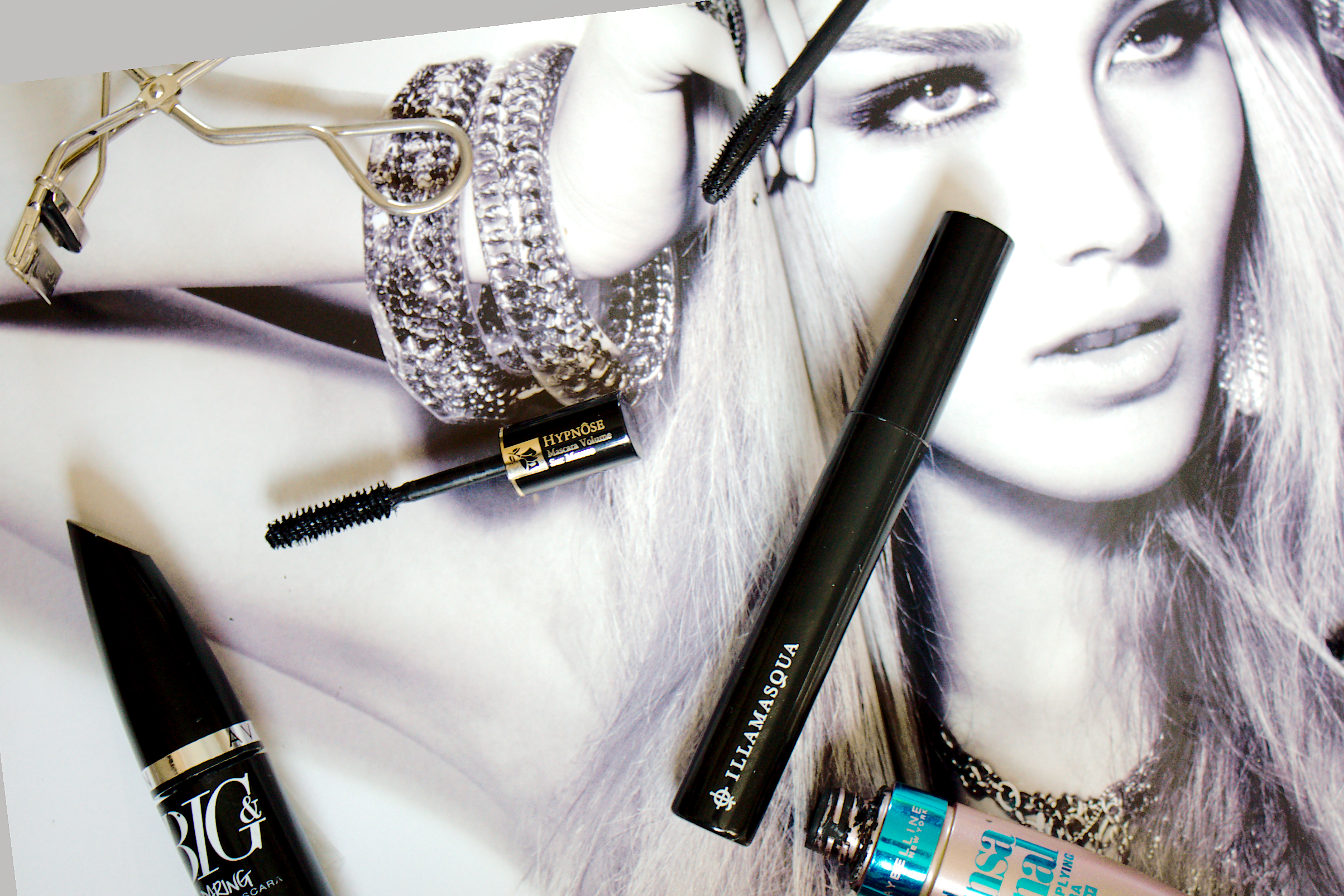 How To Apply Lower Lash Mascara With Any Wand